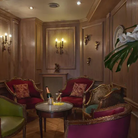 De La Motte Picquet Hotel