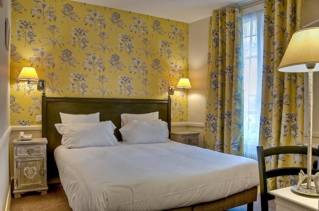 Hotel De La Motte Picquet 3*